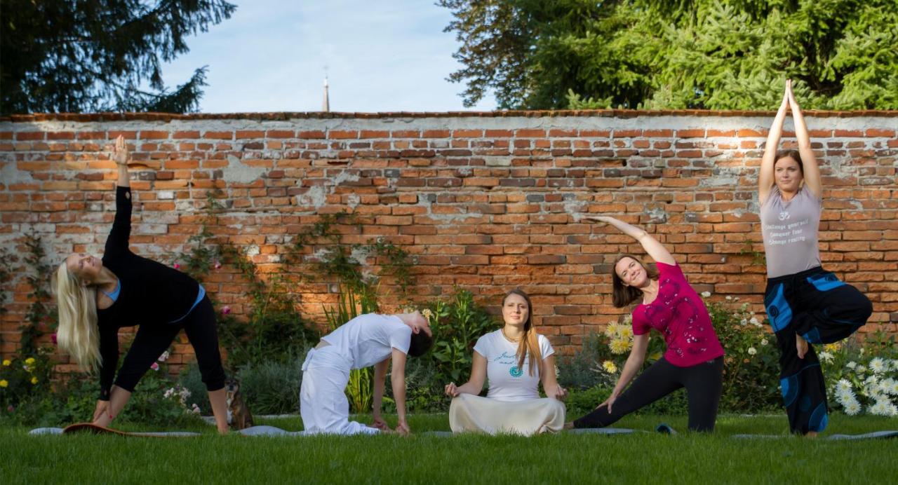 Appartement Om Yoga Center à Slovenska Bistrica Extérieur photo