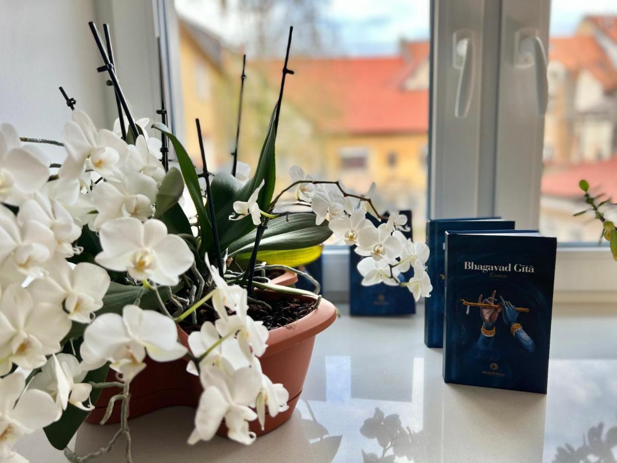 Appartement Om Yoga Center à Slovenska Bistrica Extérieur photo
